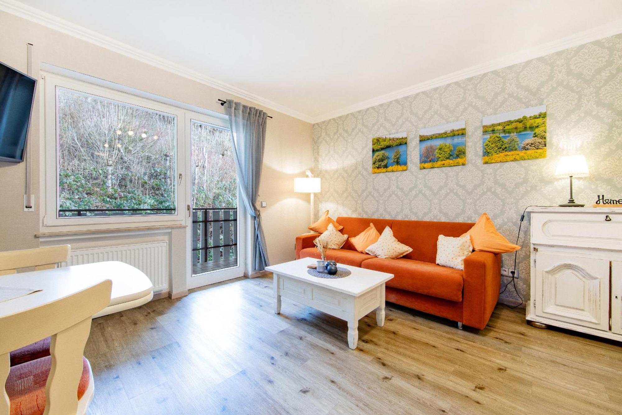 Landgasthaus Zum Kreuzberg Schonbach  Bagian luar foto