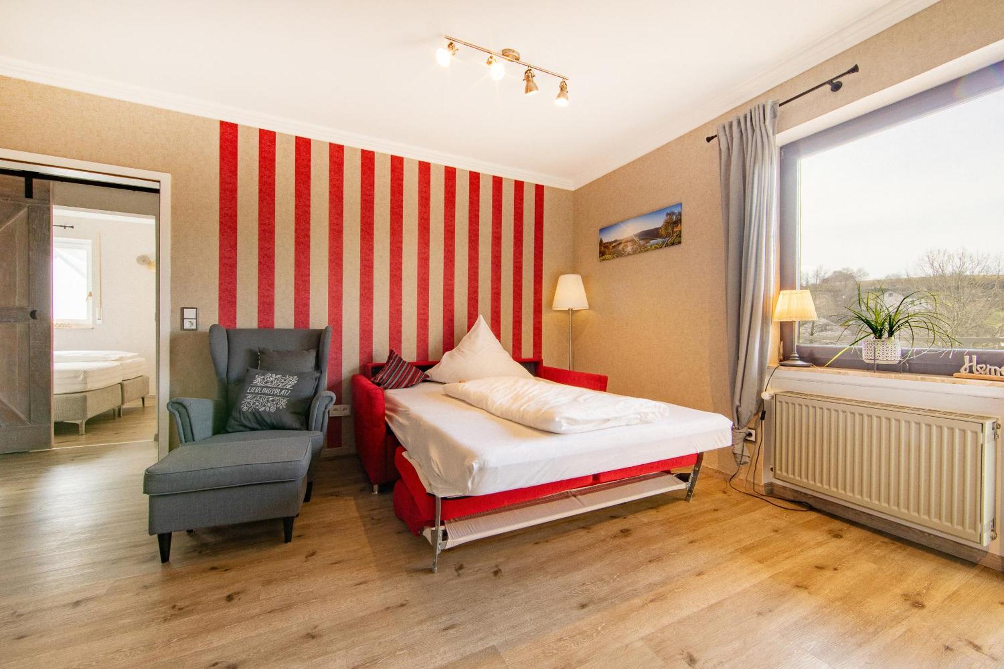 Landgasthaus Zum Kreuzberg Schonbach  Bagian luar foto
