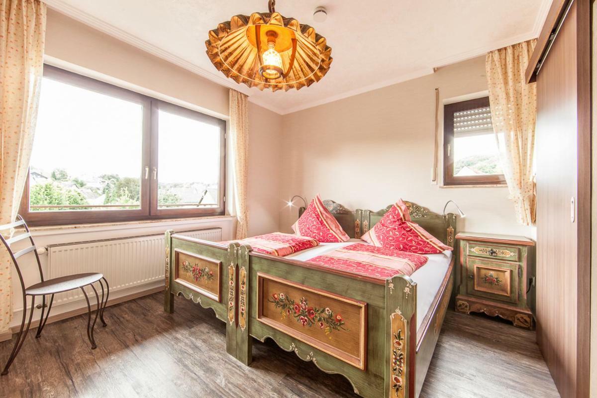 Landgasthaus Zum Kreuzberg Schonbach  Bagian luar foto
